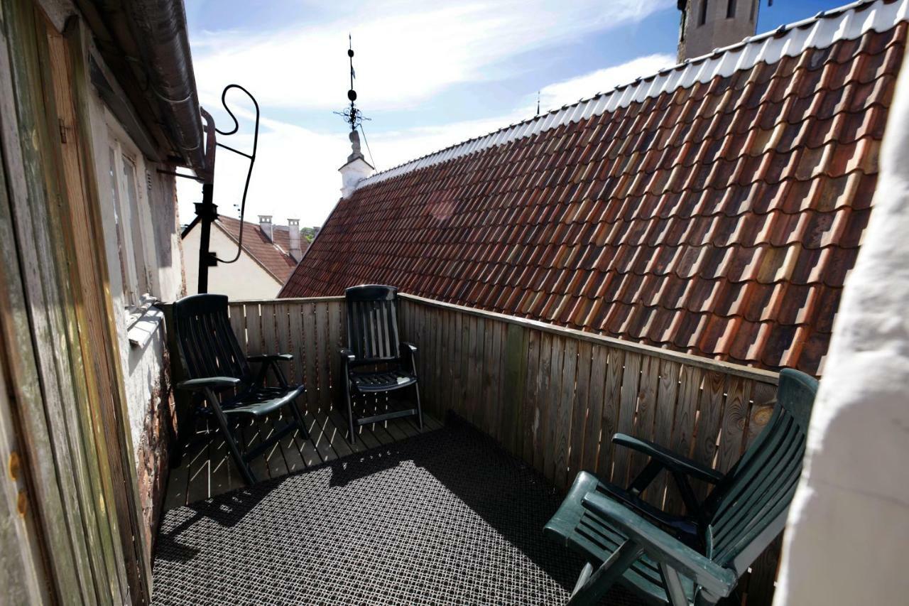 Airhome - Tower Apartment Tallinn Exteriör bild